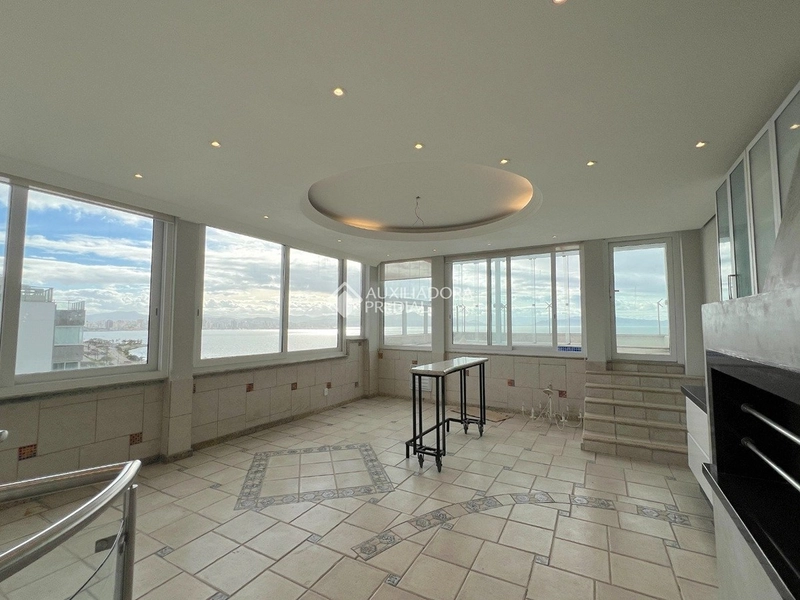 Cobertura Duplex à venda na Beira-Mar Norte | Vista frontal para o mar | Centro de Florianópolis: 49ª foto da galeria de imagens do imóvel