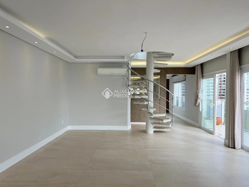 Cobertura Duplex à venda na Beira-Mar Norte | Vista frontal para o mar | Centro de Florianópolis: 22ª foto da galeria de imagens do imóvel