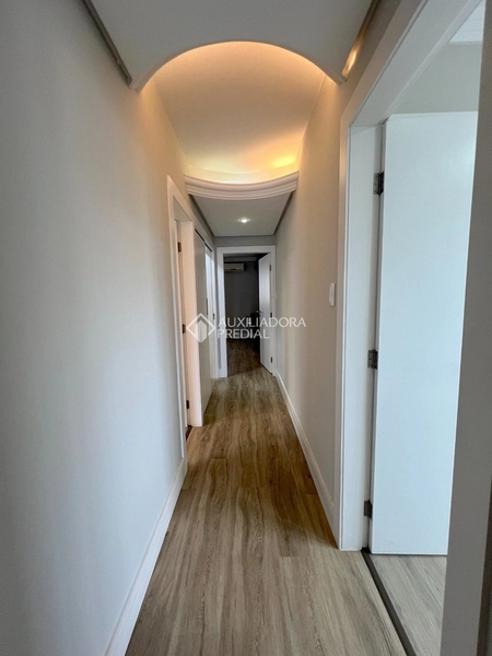 Cobertura Duplex à venda na Beira-Mar Norte | Vista frontal para o mar | Centro de Florianópolis: 38ª foto da galeria de imagens do imóvel