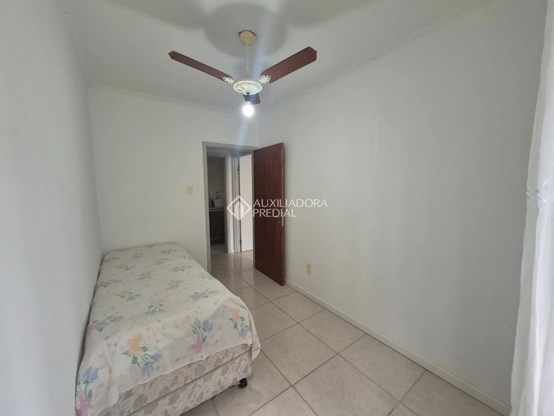 Apartamento mobiliado para alugar na Trindade Florianópolis | 2 dormitórios | completo | rua silenciosa: 14ª foto da galeria de imagens do imóvel