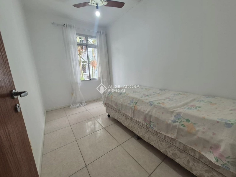 Apartamento mobiliado para alugar na Trindade Florianópolis | 2 dormitórios | completo | rua silenciosa: 13ª foto da galeria de imagens do imóvel