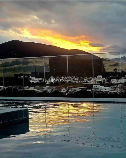 Apartamento para Locação no OKA Floripa - 1 Quarto, 57m², Mobiliado, com Vaga e Lazer Completo: 33ª foto da galeria de imagens do imóvel