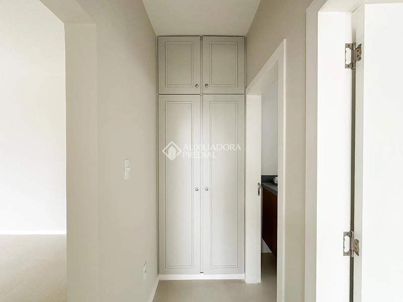 Apartamento reformado à venda no Kobrasol | 2 dormitórios | 68 m² | São José/SC: 8ª foto da galeria de imagens do imóvel