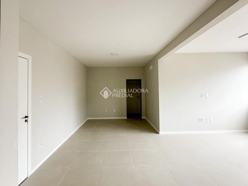 Apartamento reformado à venda no Kobrasol | 2 dormitórios | 68 m² | São José/SC: 6ª foto da galeria de imagens do imóvel
