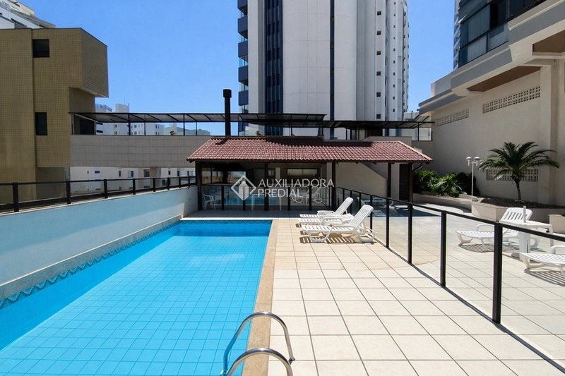 Apartamento para alugar no Centro de Florianópolis | 3 dormitórios | Próximo à Beira-Mar Norte: 41ª foto da galeria de imagens do imóvel