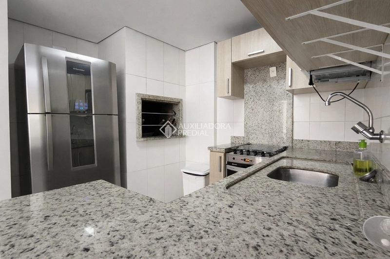 Apartamento para alugar no Centro de Florianópolis | 3 dormitórios | Próximo à Beira-Mar Norte: 47ª foto da galeria de imagens do imóvel