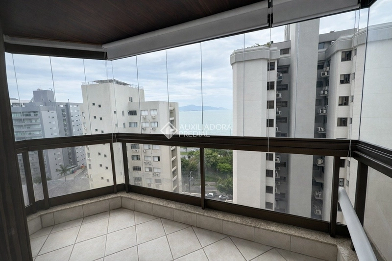 Apartamento para alugar no Centro de Florianópolis | 3 dormitórios | Próximo à Beira-Mar Norte: 31ª foto da galeria de imagens do imóvel