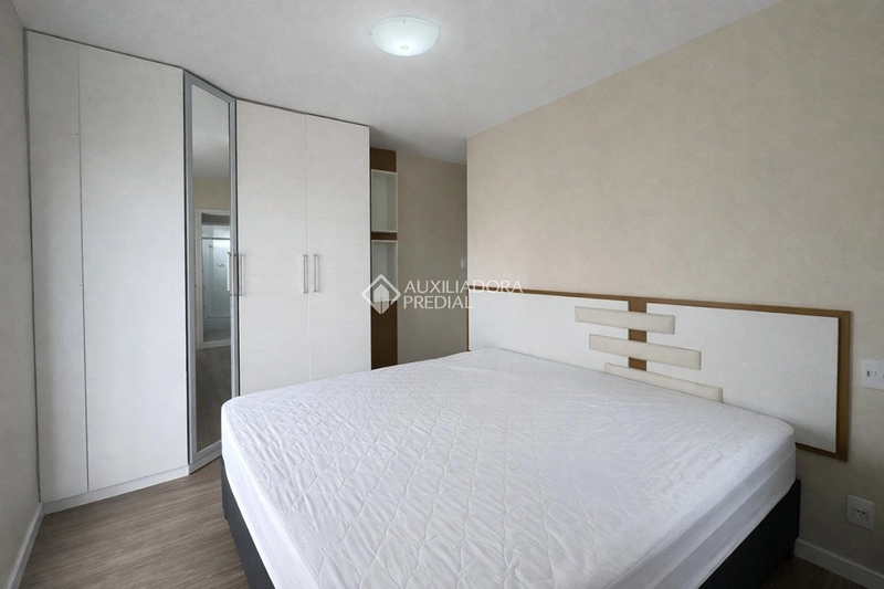 Apartamento para alugar no Centro de Florianópolis | 3 dormitórios | Próximo à Beira-Mar Norte: 30ª foto da galeria de imagens do imóvel