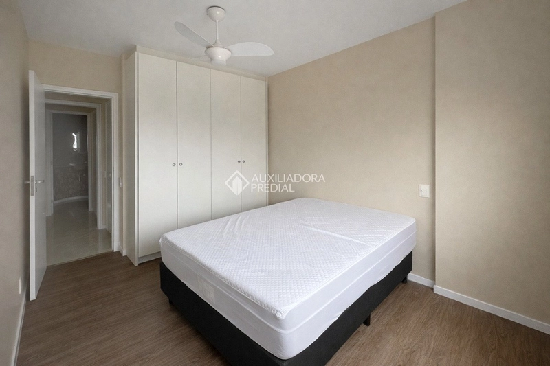 Apartamento para alugar no Centro de Florianópolis | 3 dormitórios | Próximo à Beira-Mar Norte: 25ª foto da galeria de imagens do imóvel