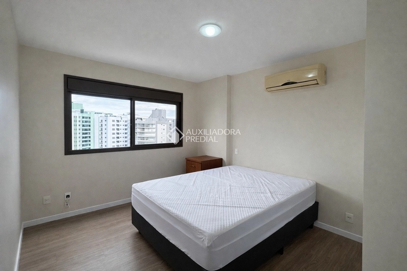 Apartamento para alugar no Centro de Florianópolis | 3 dormitórios | Próximo à Beira-Mar Norte: 26ª foto da galeria de imagens do imóvel