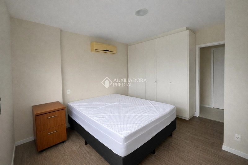 Apartamento para alugar no Centro de Florianópolis | 3 dormitórios | Próximo à Beira-Mar Norte: 27ª foto da galeria de imagens do imóvel