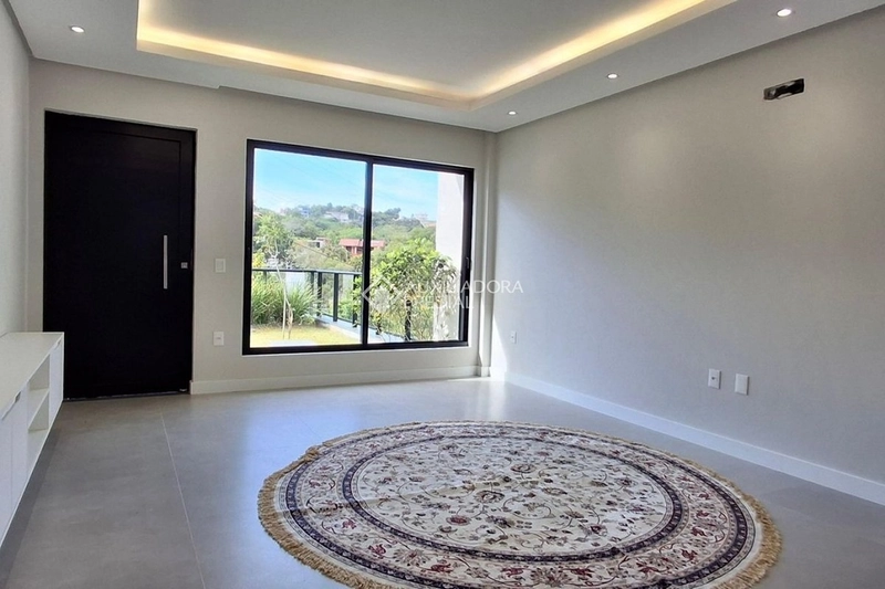 Casa para alugar no bairro João Paulo em Florianópolis | 3 suítes | Espaço gourmet: 3ª foto da galeria de imagens do imóvel