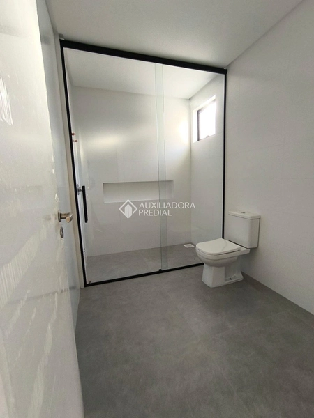 Casa para alugar no bairro João Paulo em Florianópolis | 3 suítes | Espaço gourmet: 21ª foto da galeria de imagens do imóvel