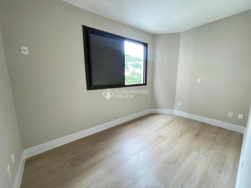 Apartamento mobiliado para alugar na Agronômica | 2 suítes | Próximo à Beira-Mar Norte | Florianópolis: 17ª foto da galeria de imagens do imóvel