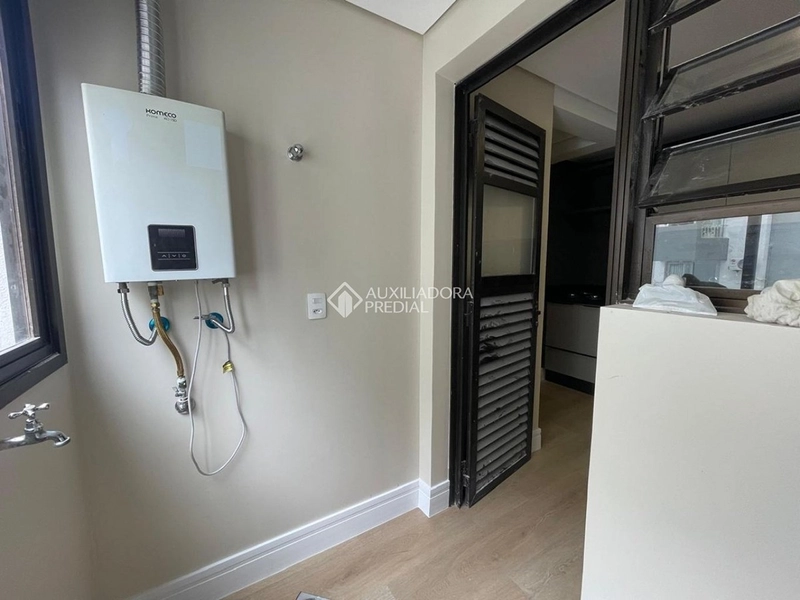 Apartamento mobiliado para alugar na Agronômica | 2 suítes | Próximo à Beira-Mar Norte | Florianópolis: 12ª foto da galeria de imagens do imóvel