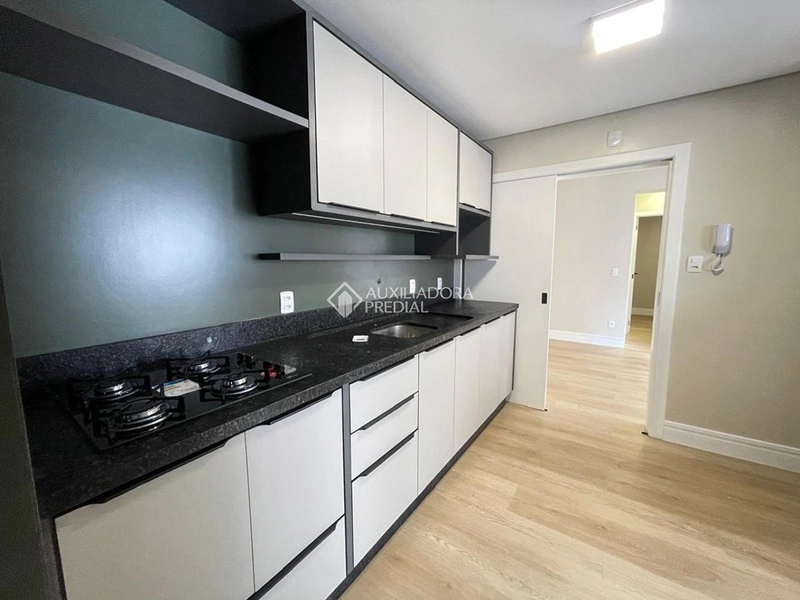 Apartamento mobiliado para alugar na Agronômica | 2 suítes | Próximo à Beira-Mar Norte | Florianópolis: 7ª foto da galeria de imagens do imóvel