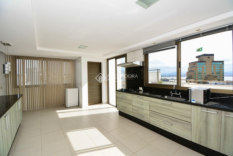 Cobertura à venda no Centro de Florianópolis | 316 m² privativos | 5 vagas de garagem: 14ª foto da galeria de imagens do imóvel