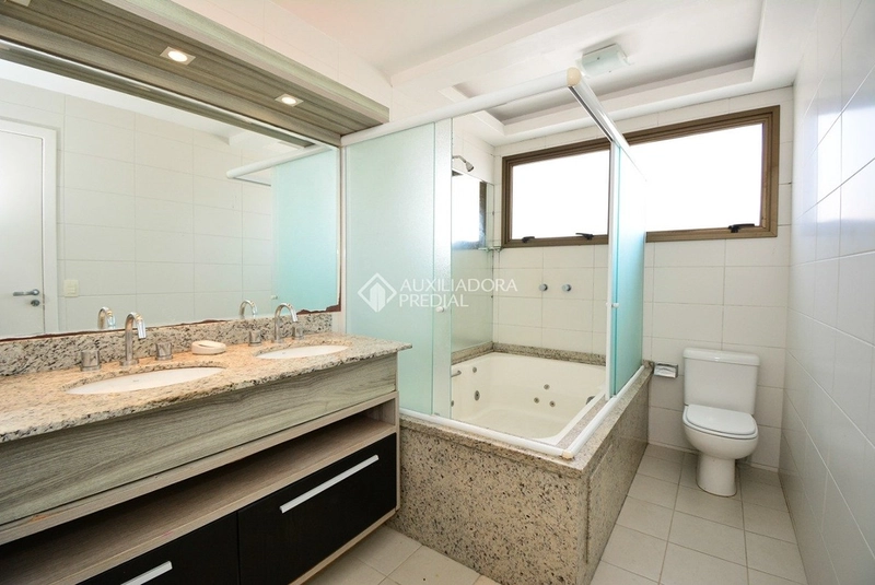 Cobertura à venda no Centro de Florianópolis | 316 m² privativos | 5 vagas de garagem: 22ª foto da galeria de imagens do imóvel