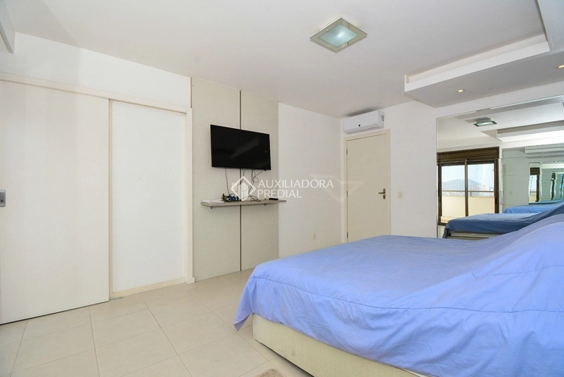 Cobertura à venda no Centro de Florianópolis | 316 m² privativos | 5 vagas de garagem: 19ª foto da galeria de imagens do imóvel