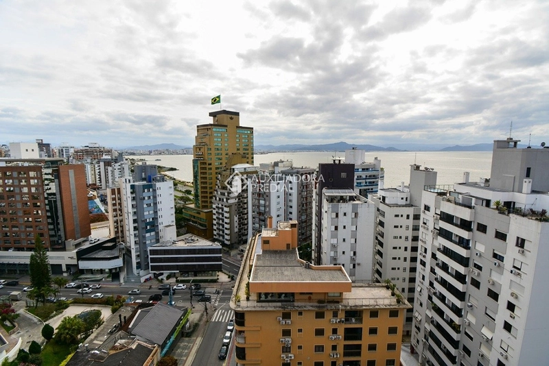 Cobertura à venda no Centro de Florianópolis | 316 m² privativos | 5 vagas de garagem: 41ª foto da galeria de imagens do imóvel