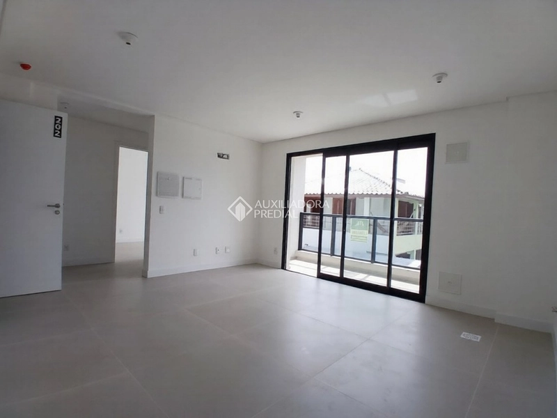 Apartamento para alugar no Ribeirão da Ilha em Florianópolis | 2 dormitórios | Sacada com churrasqueira: 4ª foto da galeria de imagens do imóvel