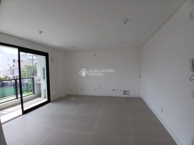 Apartamento para alugar no Ribeirão da Ilha em Florianópolis | 2 dormitórios | Sacada com churrasqueira: 10ª foto da galeria de imagens do imóvel