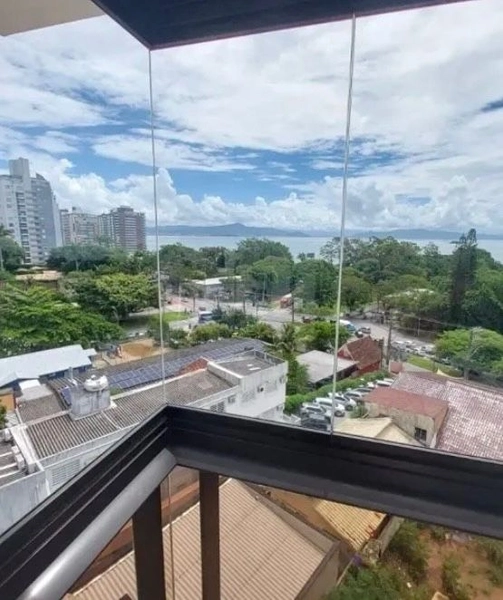Apartamento à venda na Agronômica Florianópolis | 2 dormitórios (1 suíte) | vista panorâmica | mobiliado: 5ª foto da galeria de imagens do imóvel