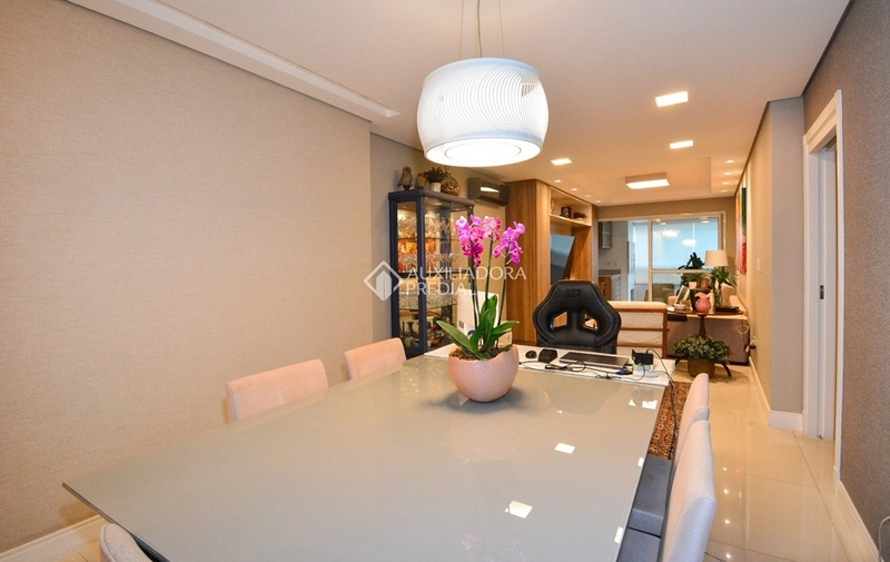 Apartamento 3 suítes à venda na Beira-Mar Norte - 130m² privativos - 3 vagas - Centro, Florianópolis: 9ª foto da galeria de imagens do imóvel