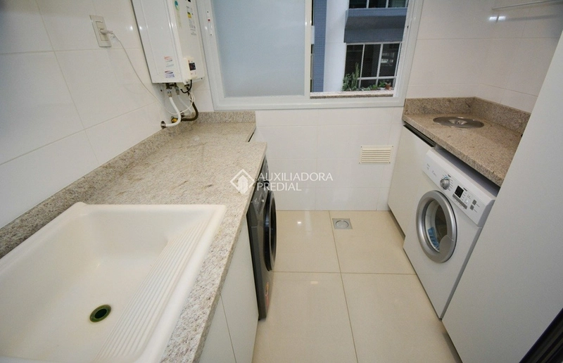 Apartamento 3 suítes à venda na Beira-Mar Norte - 130m² privativos - 3 vagas - Centro, Florianópolis: 27ª foto da galeria de imagens do imóvel