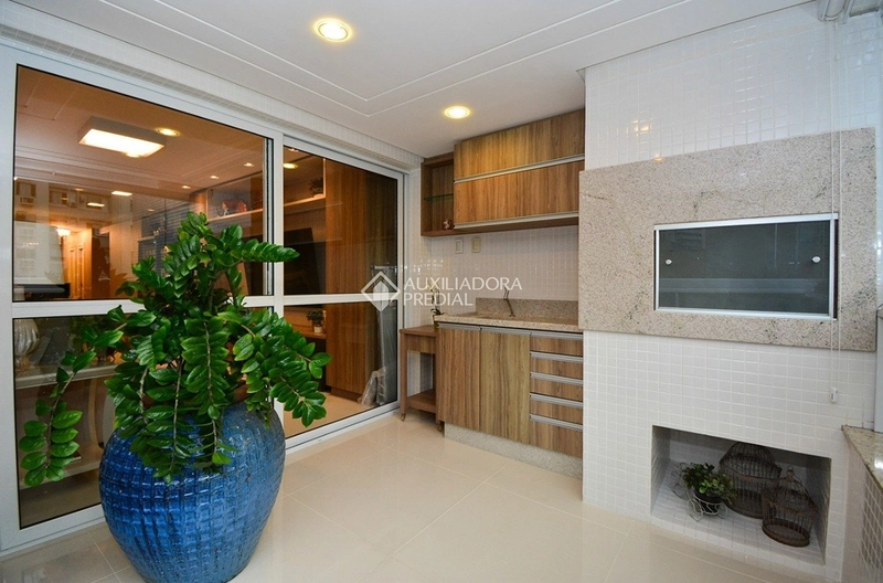 Apartamento 3 suítes à venda na Beira-Mar Norte - 130m² privativos - 3 vagas - Centro, Florianópolis: 7ª foto da galeria de imagens do imóvel