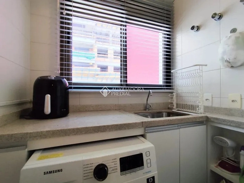 Apartamento 2 dormitórios com sacada e churrasqueira | Centro de Florianópolis | Próximo ao Beiramar Shopping: 16ª foto da galeria de imagens do imóvel