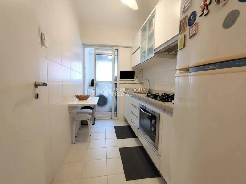 Apartamento 2 dormitórios com sacada e churrasqueira | Centro de Florianópolis | Próximo ao Beiramar Shopping: 15ª foto da galeria de imagens do imóvel