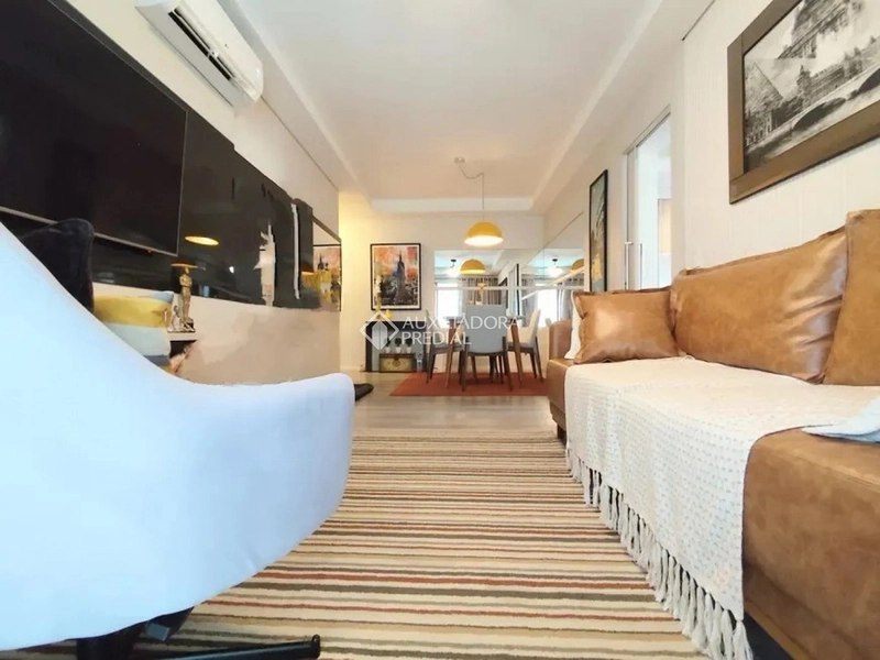 Apartamento 2 dormitórios com sacada e churrasqueira | Centro de Florianópolis | Próximo ao Beiramar Shopping: 4ª foto da galeria de imagens do imóvel