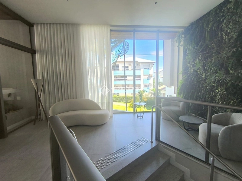 Apartamento duplex mobiliado para alugar em Florianópolis | 2 suítes | 2 vagas de garagem: 19ª foto da galeria de imagens do imóvel