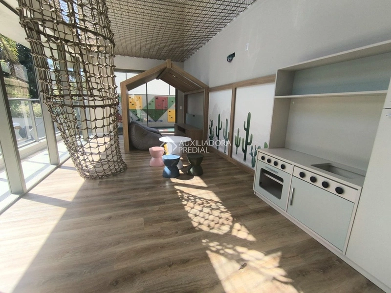 Apartamento duplex mobiliado para alugar em Florianópolis | 2 suítes | 2 vagas de garagem: 23ª foto da galeria de imagens do imóvel