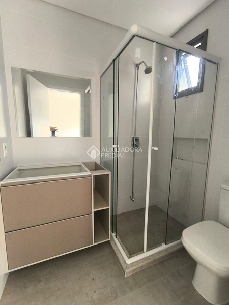 Apartamento duplex mobiliado para alugar em Florianópolis | 2 suítes | 2 vagas de garagem: 13ª foto da galeria de imagens do imóvel
