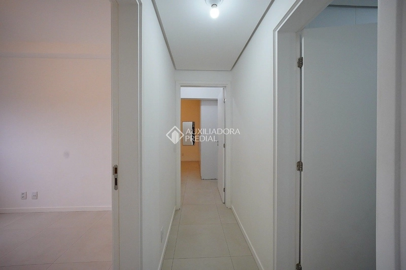 Apartamento para alugar no Estreito com vista para o mar | 2 dormitórios (1 suíte) | sacada com churrasqueira | lazer completo: 11ª foto da galeria de imagens do imóvel