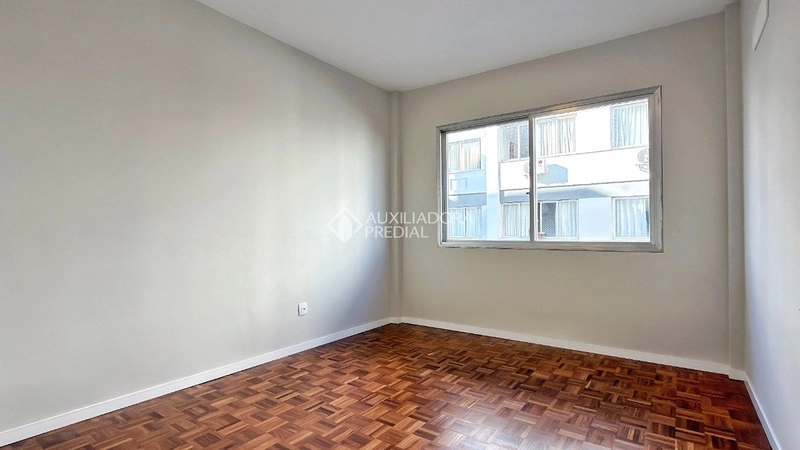 Amplo, reformado, 3 quartos e 1 vaga no Centro de Florianópolis: 14ª foto da galeria de imagens do imóvel