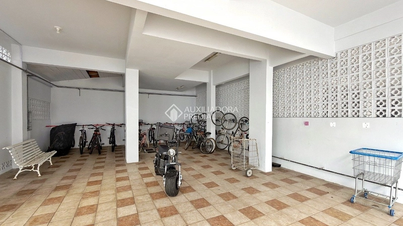 Amplo, reformado, 3 quartos e 1 vaga no Centro de Florianópolis: 15ª foto da galeria de imagens do imóvel