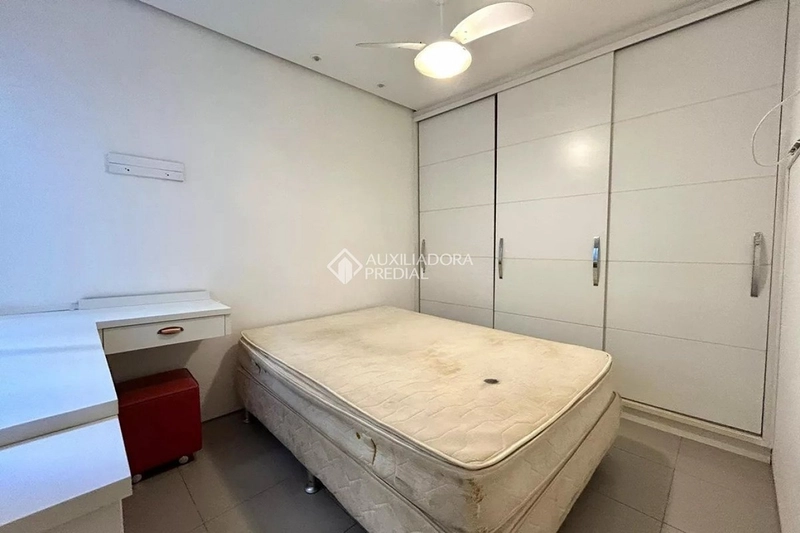 Apartamento 3 dormitórios no Centro de Florianópolis – 100 m², vaga de garagem: 13ª foto da galeria de imagens do imóvel