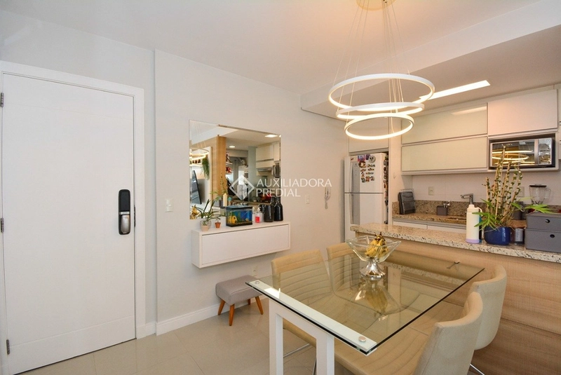 Apartamento à venda no Centro de Florianópolis | 2 dormitórios | 2 vagas | Próximo à Av. Hercílio Luz: 3ª foto da galeria de imagens do imóvel