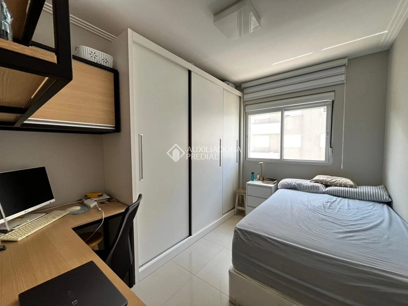 Apartamento semimobiliado no Pantanal | 2 dormitórios (1 suíte) | Próximo à UFSC: 8ª foto da galeria de imagens do imóvel