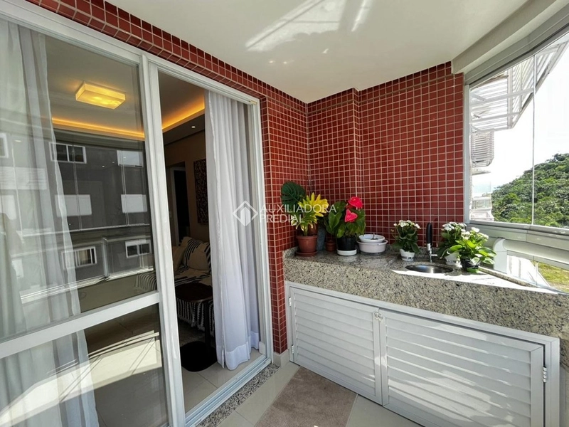 Apartamento semimobiliado no Pantanal | 2 dormitórios (1 suíte) | Próximo à UFSC: 7ª foto da galeria de imagens do imóvel