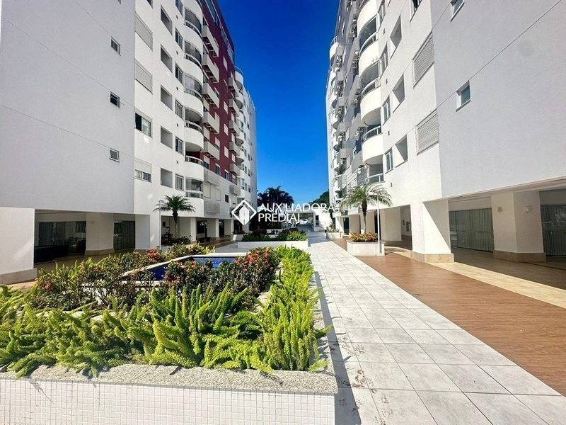 Apartamento semimobiliado no Pantanal | 2 dormitórios (1 suíte) | Próximo à UFSC: 15ª foto da galeria de imagens do imóvel