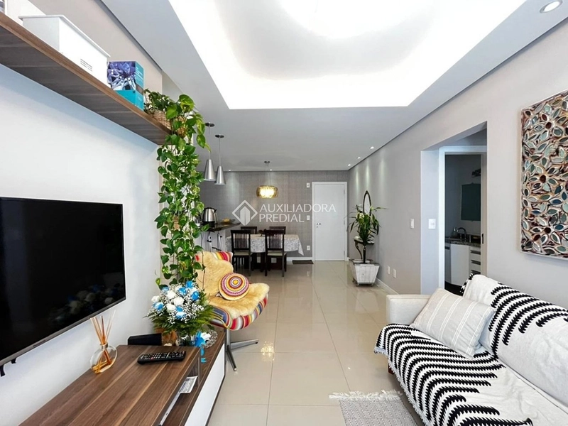 Apartamento semimobiliado no Pantanal | 2 dormitórios (1 suíte) | Próximo à UFSC: 2ª foto da galeria de imagens do imóvel