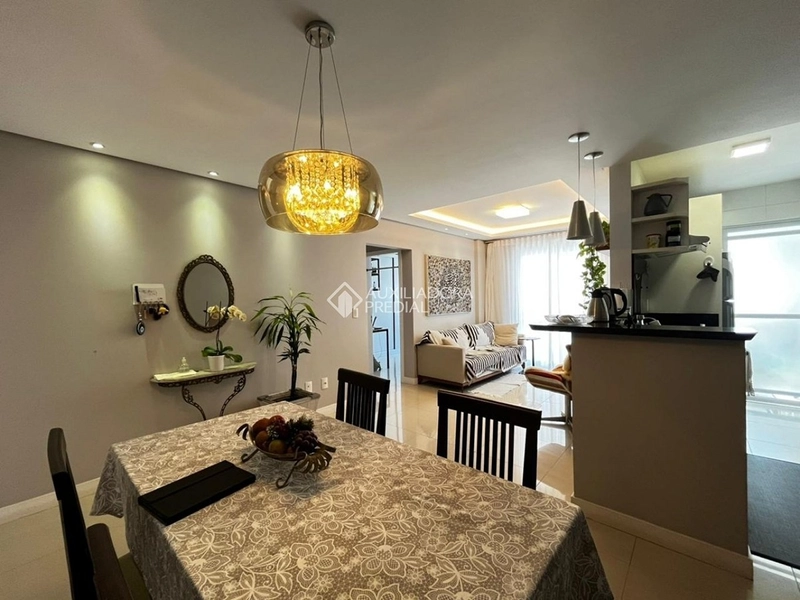 Apartamento semimobiliado no Pantanal | 2 dormitórios (1 suíte) | Próximo à UFSC: 4ª foto da galeria de imagens do imóvel