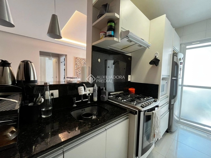 Apartamento semimobiliado no Pantanal | 2 dormitórios (1 suíte) | Próximo à UFSC: 6ª foto da galeria de imagens do imóvel