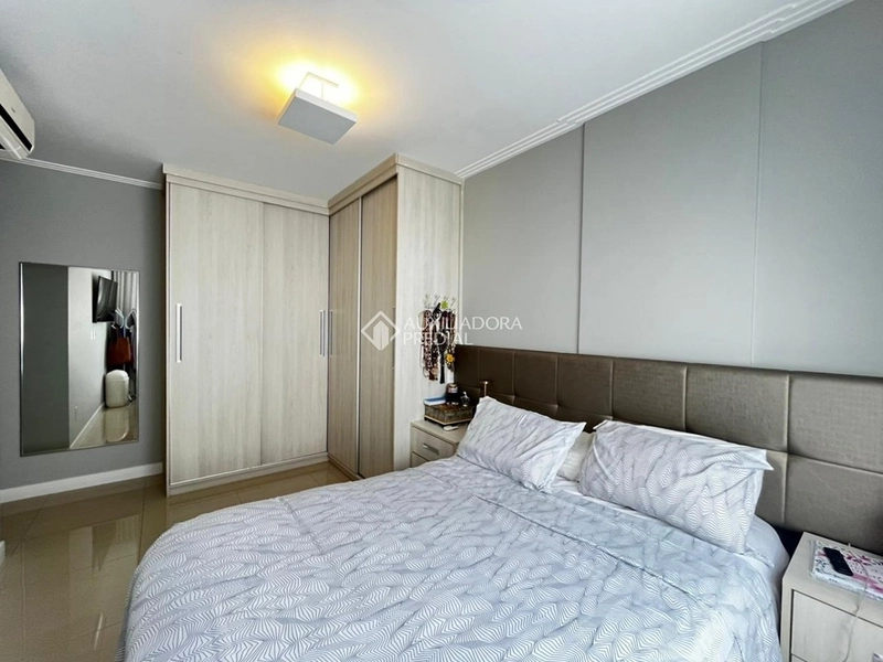 Apartamento semimobiliado no Pantanal | 2 dormitórios (1 suíte) | Próximo à UFSC: 12ª foto da galeria de imagens do imóvel