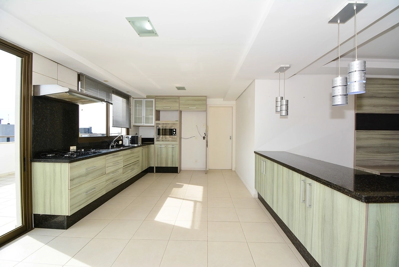 Cobertura para alugar no Centro de Florianópolis | 316 m² | Próxima à Beira-Mar Norte: 9ª foto da galeria de imagens do imóvel