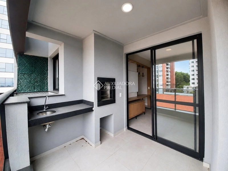 Aluguel de apartamento  semi mobiliado com 2 dormitórios e vista mar no centro de Florianópolis.: 8ª foto da galeria de imagens do imóvel